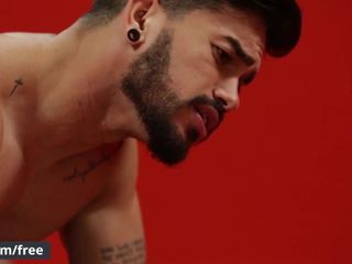Jonas Jackson hat einen Sexwunsch, Pietro Duarte zu ficken - men.com