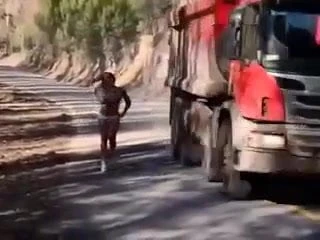 DayLight Tranny Slut HitchHiker