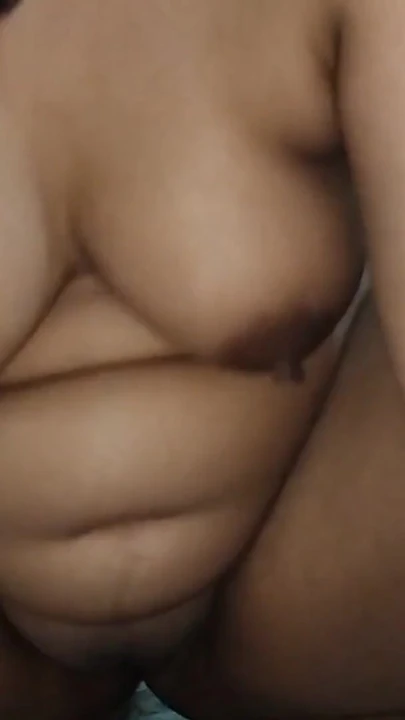 Ohromující okamžik z "První zkušenosti přítelkyně ki bhabi k Saath" 🥵