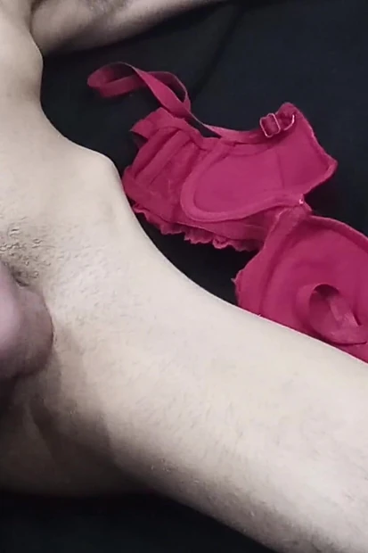 Big Cock Masturbation on Step Sister Bra