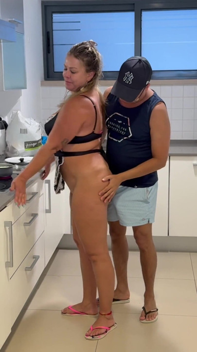 I Devour My Slutty Stepmother While She's Making Me Dinner