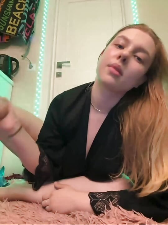 نيك شرجي علني وتفشيخ باليد مع Jucielussie