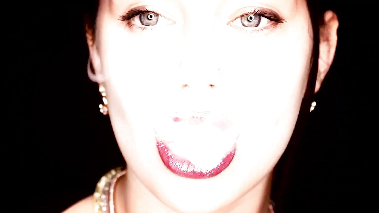 Rauchen-zusammenstellung & lippenstift & lippenfetisch!