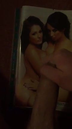 Lucy Pinder e Sophie Howard Cum tributo 1