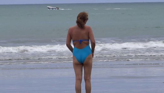 Của tôi vợ đầu tiên thủ dâm trên những bãi biển