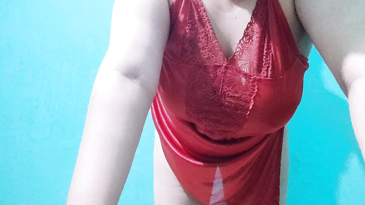 Eu seduz minha tia para desfrutar porque eu a pego com seu namorado