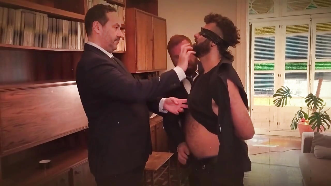 A Submissivedelivery Man
