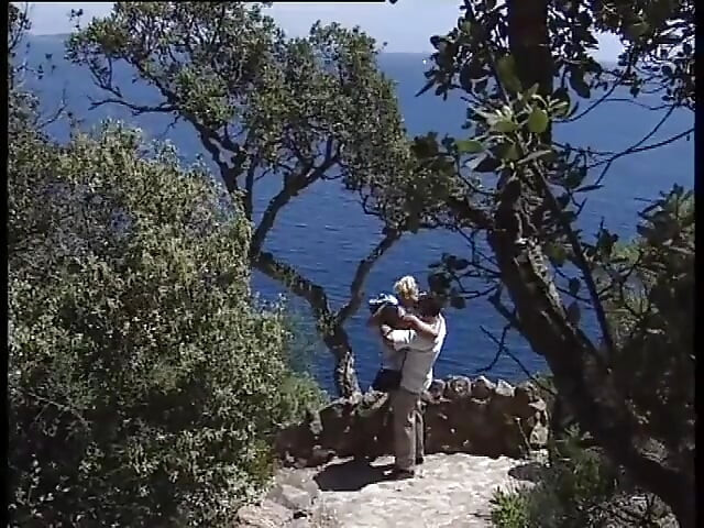 금발의 해안 열정 프랑스 리비에라 섹스 페스트