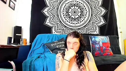 Ovulating Girl Makes a Creamy Mess