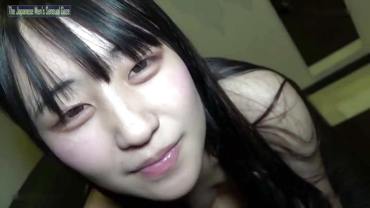 Full Face Reveal Black Hair Elegant Beauty Flashing Peace Sign Sloppy Blowjob Leads to Creampie