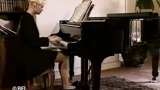 Xkiss - Rus bağlantısı, bölüm 1