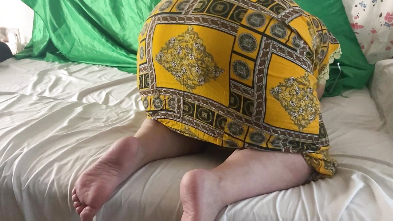 Mulheres casadas tomam banho antes que eu receba grande pau preto em pêlo