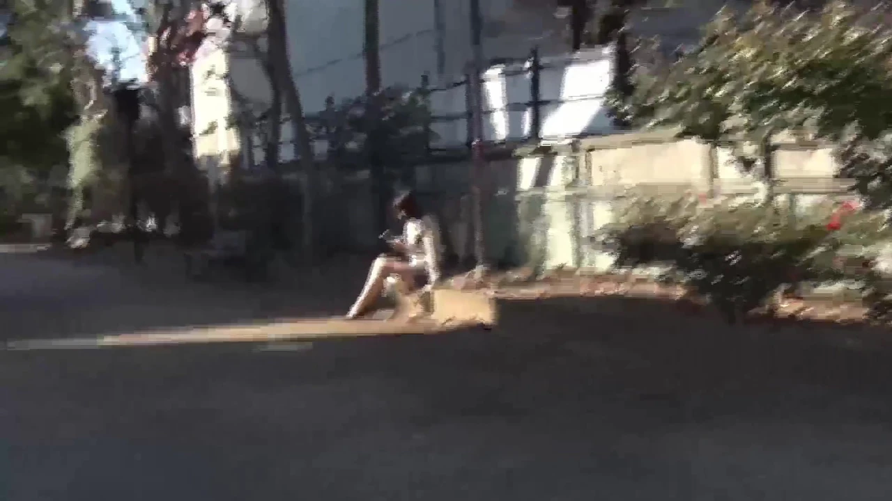 Beware of men soliciting free trial massages! I was cheated and had a creampie... 3