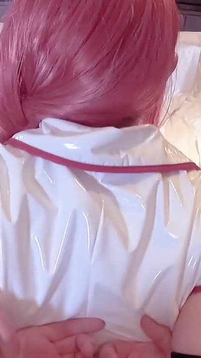 Chainsaw Man, Chest massage from behind, Makima Nurse cosplayer Japanese Cosplay | Clip 2