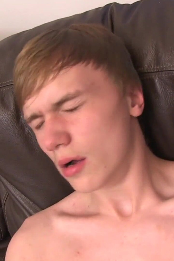 Sexy Liam gets freaky with his anal beads while jacking off!