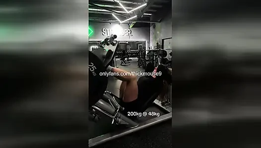 TikTok Live Gym Gangbang: 5 Strangers Breed 18yo Pussy