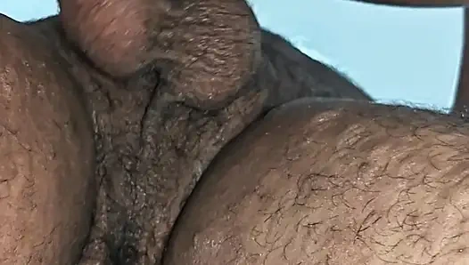 Индийскую девушку дези очень жестко трахнули с ее бойфрендом в хардкорной комнате