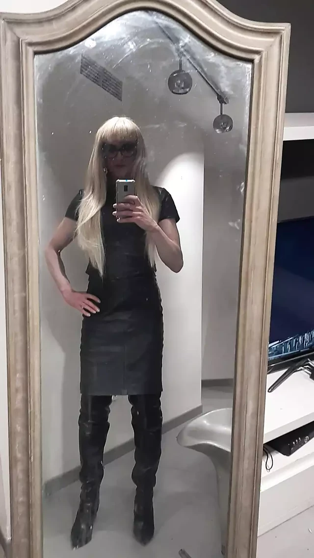 Leather Jmzp