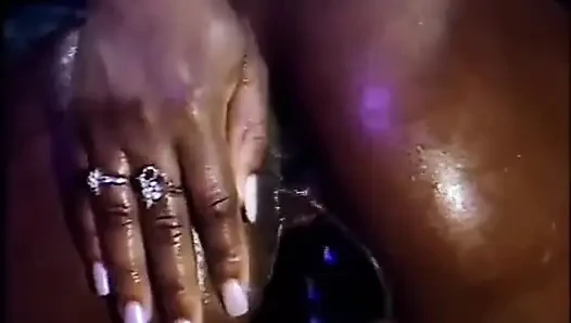 Sexy black lesbians threesome pussy dildo penetrated