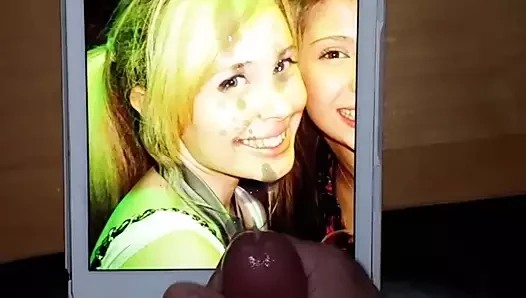 Heather güzel ve gülümseyerek
