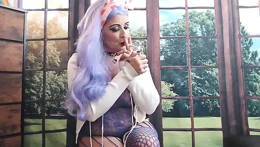 Pathetic smoke sissy play time