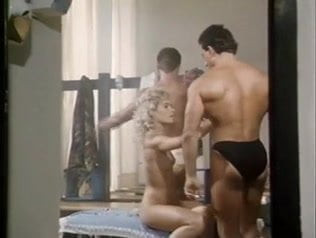 Tentazione (1987) (Threesome erotic scene) MFM