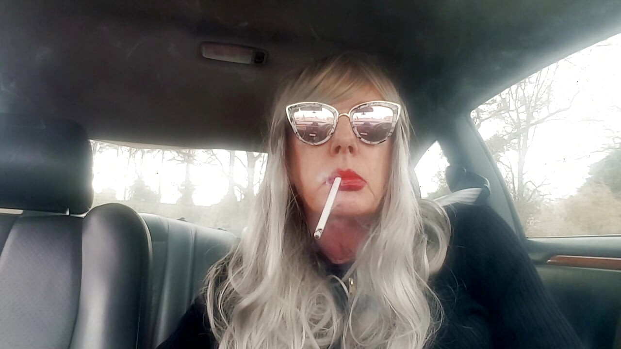BLONDES THAT DANGLE LONG CIGARETTES VS120s MORE 120s COMPILATION