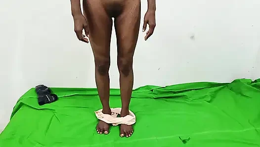 I fuck my girlfriend on my house, hard fuck, make me cum on her pussy