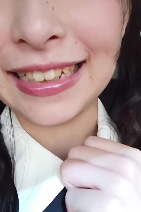 Kantoor heat-a recruit-stijl muze mixt haar lieve stem met een gewaagd hoofdstuk-1