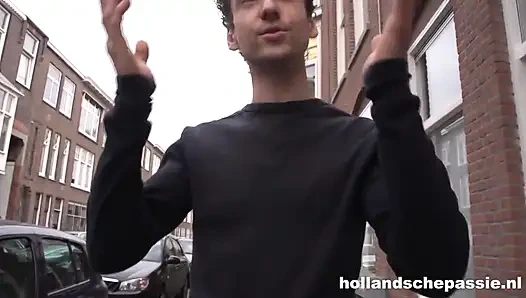 Денис нашел свою идеальную милфу