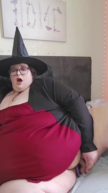 Multi Orgasm Gothic Witch Video