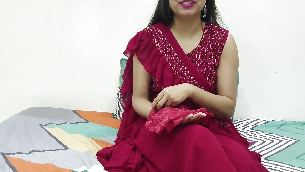 Hot Indian Saara Bhabhi Pussy Licking and Hard Fuck for Teaching First Sex to Devar.