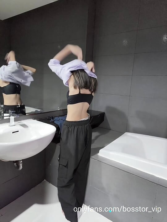 Sudut pandangan pertama pelajar Thai (di sebalik tabir)