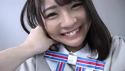 Masum gülümseme, etkinlikte gizli bir baştan çıkarma