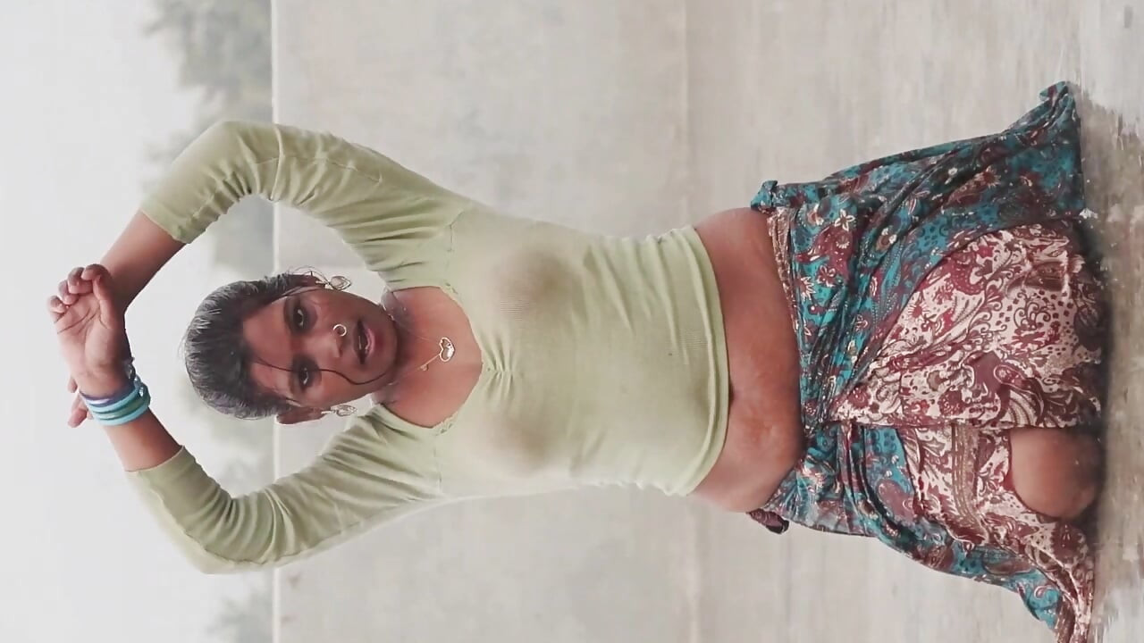 +18 CUTE FACE DEEP FUCKING .FIRST TIME I CAUGHT RED HAND AND TAKE ADVANTAGE .18+ First time stepsister Indian desi Hardcore Sex