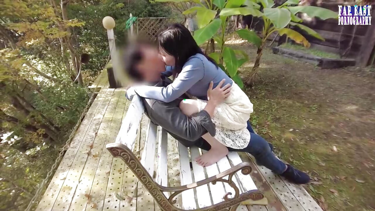 裙子侧挑逗, 在她沉入的那一刻, 光滑的放荡变成了瞬间的高潮 - 2