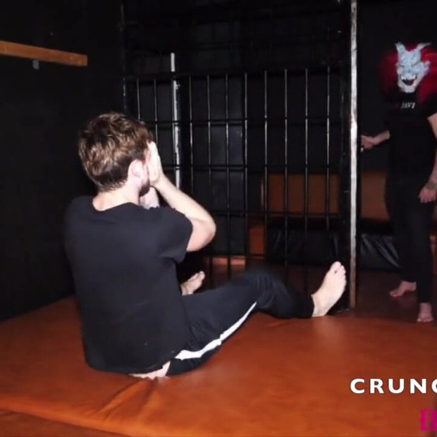 Drew Dixon folosită brut de Magic Javi și Viktor Rom