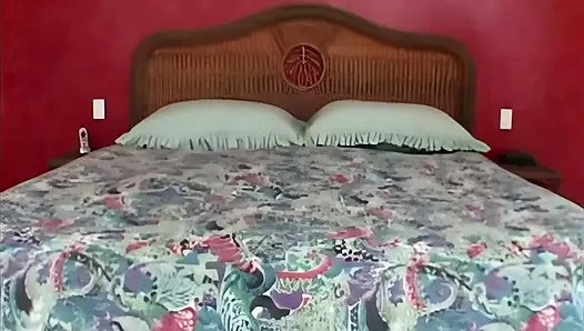 Mia Tanaka: Michael Stefano'nun devasa penisiyle sert sevişen genç bir Asyalı sürtük