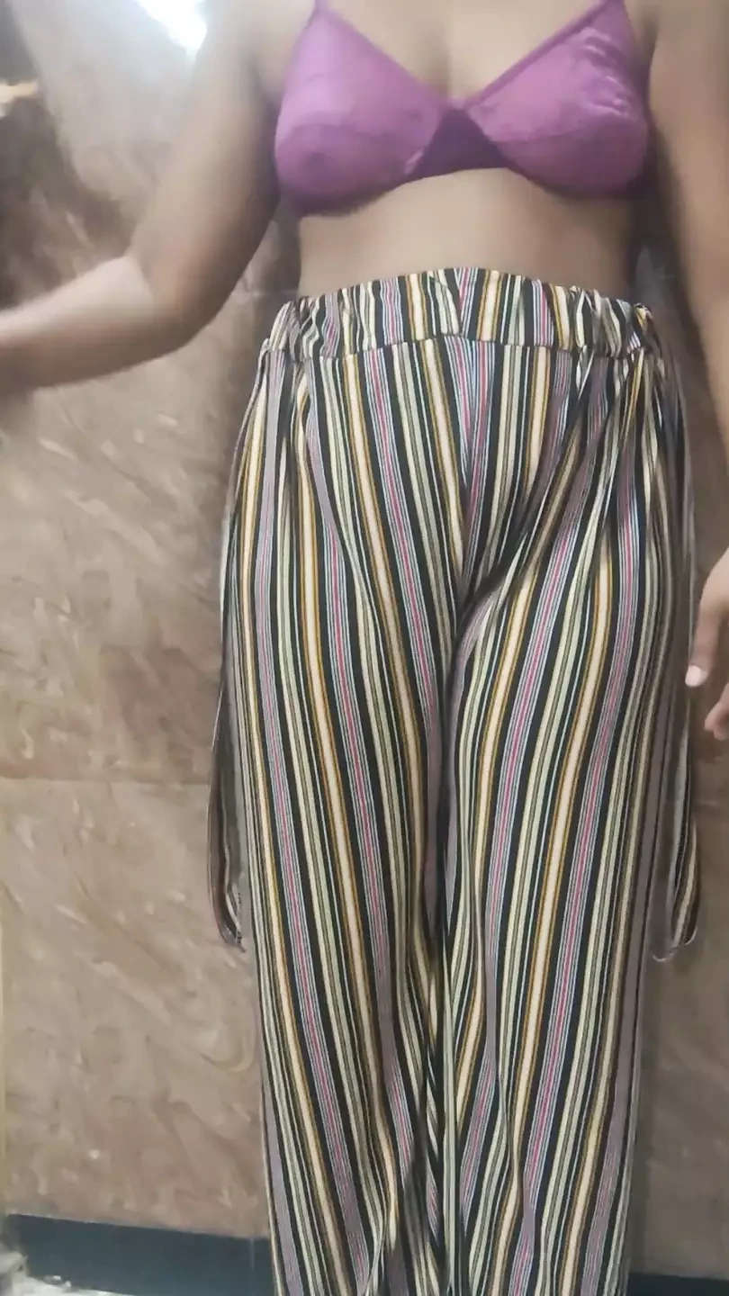 18 year Indian girl self porn