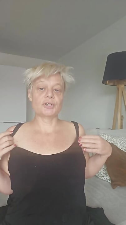 Je Prépare Mon Cul Pour Que Tu Le Baises Fort Et Que Tu Jouisses Dedans.