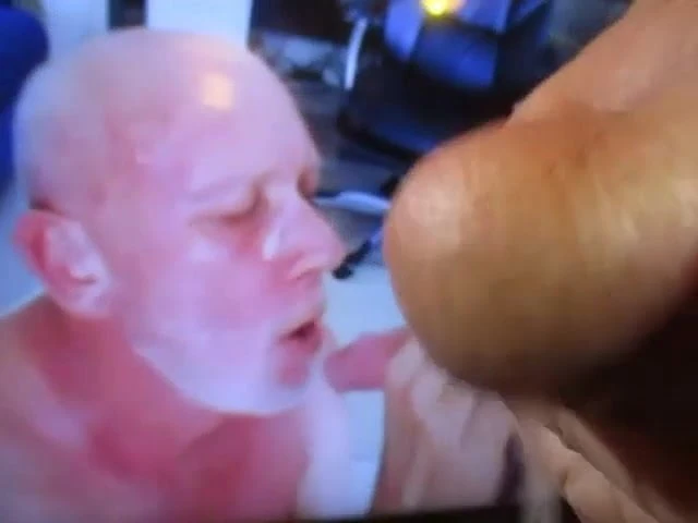 Drkanje sperme na gej pornografiju
