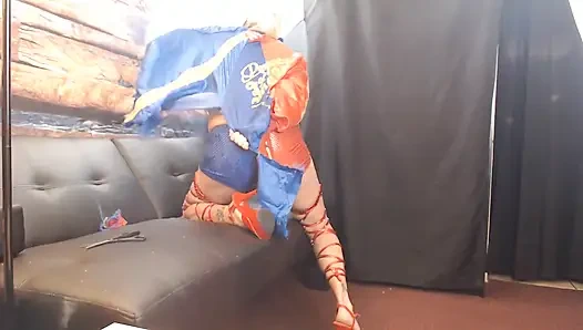 Bye bye, harley quinn im kostüm