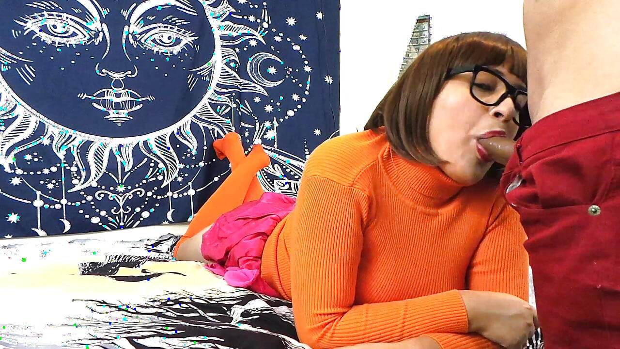 Velma Sucks off a Stranger