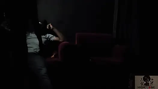 En Sevdiğim Müşterim Için Kucak Dansı