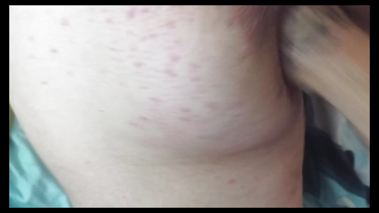 그녀는 너무 흥분하고 반복해서 사정하고 싶어!!