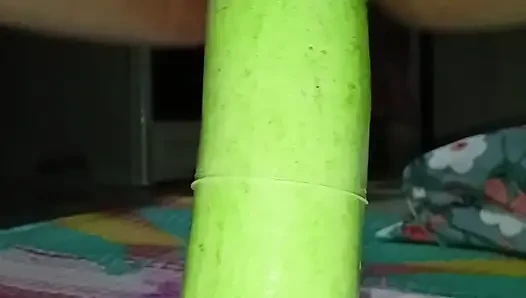 Bhabhi Ne chut ko phad Diya louki se
