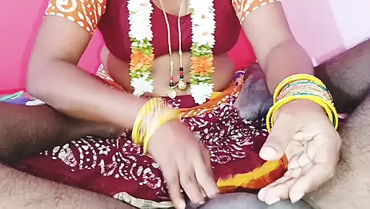 Pembicaraan kotor ibu tiri telugu dengan kain sree cantik india.