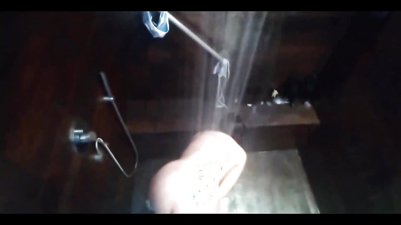 I Recorded My Stepsister Bathing and Found Her Masturbating
