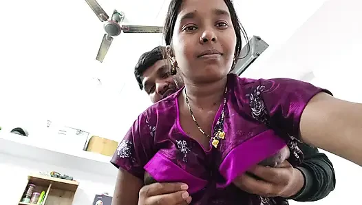 Desi bhabhi aaur padosi ladka dono sex kar rahe he - hot bhabhi romantic fuking.