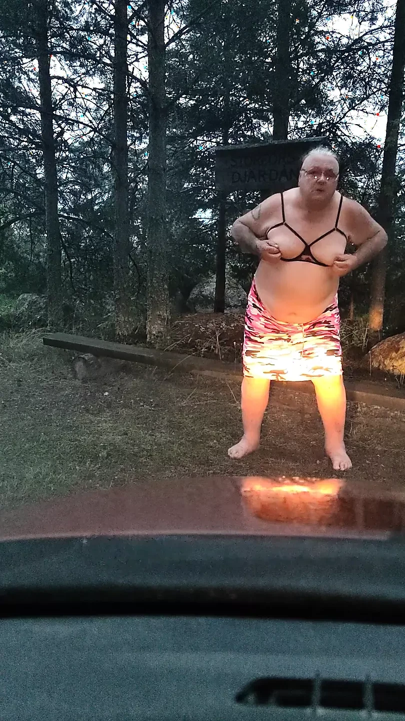 Gangstazz na cabeça Lado leve do strippin da estrada